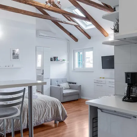 아파트 The Charm 스플리트