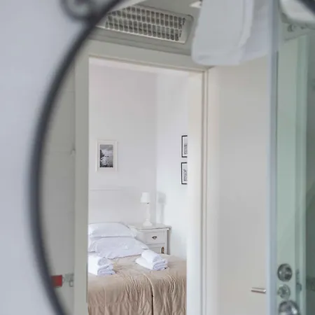 The Charm 아파트 스플리트